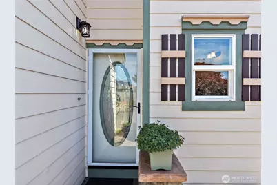 17709 24th Avenue Ct E, Tacoma, WA 98445 - Photo 3