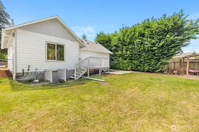 626 SW 142nd Street, Burien, WA 98166 - Photo 11
