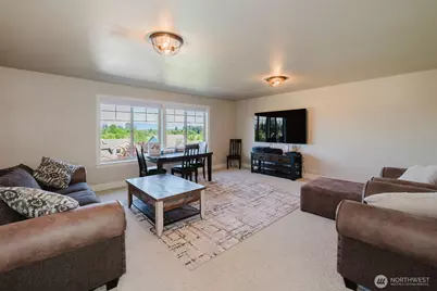 2910 219th Avenue E, Lake Tapps, WA 98391 - Photo 23