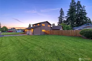 102 Sherwood Ln, Castle Rock, WA 98611 - Photo 3