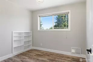 102 Sherwood Ln, Castle Rock, WA 98611 - Photo 19