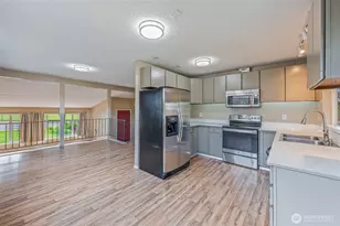 1127 S Miller St, Wenatchee, WA 98801 - Photo 9