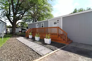 1060 N Wenas Rd, Selah, WA 98942 - Photo 3