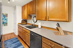 3711 26th Pl W, Seattle, WA 98199 - Photo 9