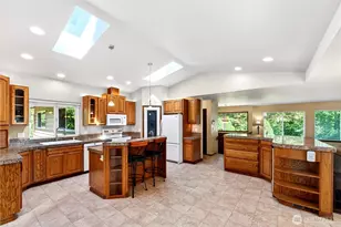 17924 2nd St E, Lake Tapps, WA 98391 - Photo 11