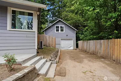3706 W Arsenal, Bremerton, WA 98312 - Photo 21