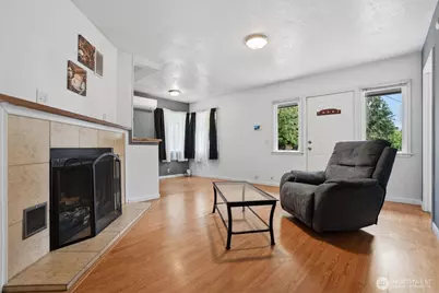 3706 W Arsenal, Bremerton, WA 98312 - Photo 5