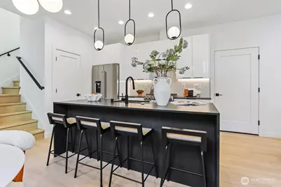 8750 13th Avenue NW #C, Seattle, WA 98117 - Photo 11