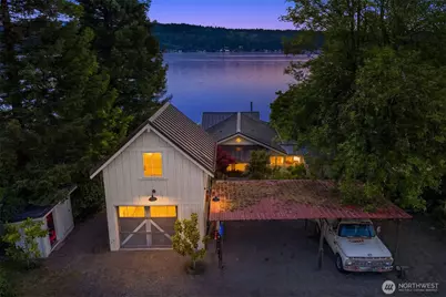 10050 SW Dock Street, Vashon, WA 98070 - Photo 3