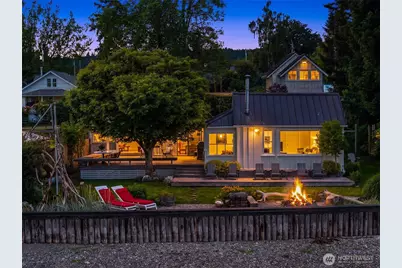 10050 SW Dock Street, Vashon, WA 98070 - Photo 1