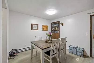 210 N 15th Street, Mount Vernon, WA 98273 - Photo 5