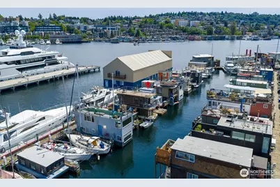2143 N Northlake Way #11, Seattle, WA 98103 - Photo 21