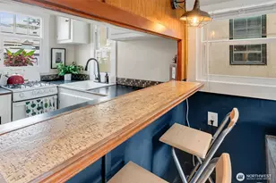 2143 N Northlake Way, Seattle, WA 98103 - Photo 9