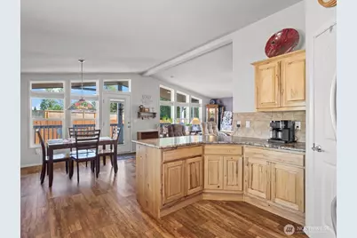 1410 Westside Highway, Kelso, WA 98626 - Photo 11