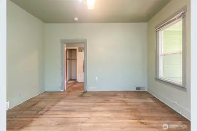 2214 N 60th Street, Seattle, WA 98103 - Photo 11
