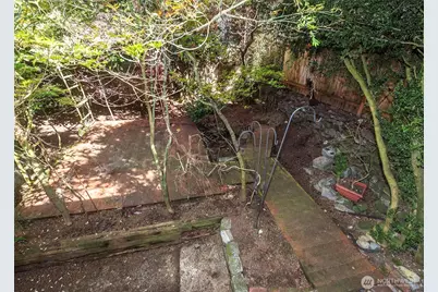 2214 N 60th Street, Seattle, WA 98103 - Photo 19