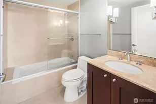 650 Bellevue Way NE, Bellevue, WA 98004 - Photo 23