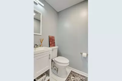 983 NE O'Leary Street, Oak Harbor, WA 98277 - Photo 15