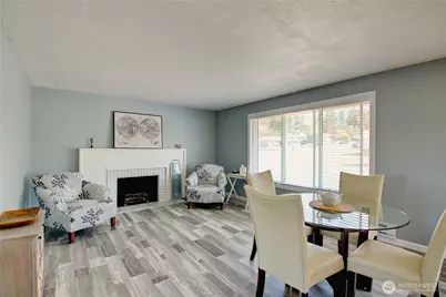 983 NE O'Leary Street, Oak Harbor, WA 98277 - Photo 3