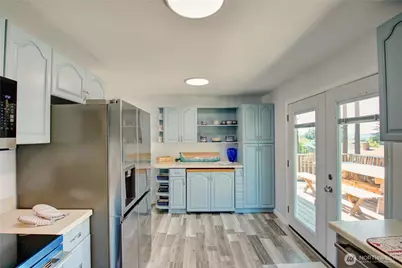 983 NE O'Leary Street, Oak Harbor, WA 98277 - Photo 7