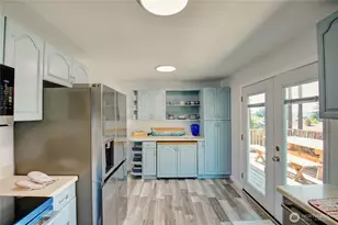 983 NE Oleary St, Oak Harbor, WA 98277 - Photo 7
