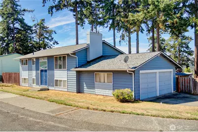 983 NE O'Leary Street, Oak Harbor, WA 98277 - Photo 1