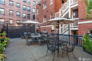 117 John St, Seattle, WA 98109 - Photo 17