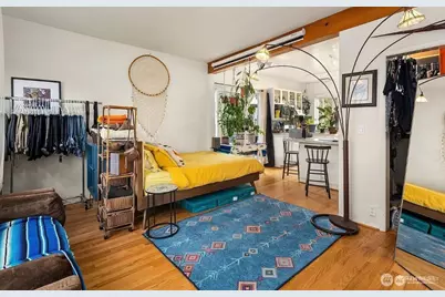 267 E Newton Street, Seattle, WA 98102 - Photo 11