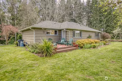 98 W Wishkah, Aberdeen, WA 98520 - Photo 1