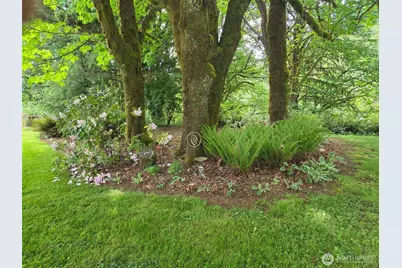 98 W Wishkah, Aberdeen, WA 98520 - Photo 35