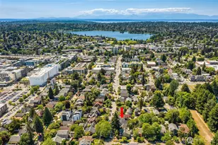 1312 NE 70th St, Seattle, WA 98115 - Photo 29