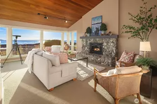 309 Seascape Dr, Camano Island, WA 98282 - Photo 21