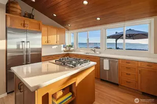 309 Seascape Dr, Camano Island, WA 98282 - Photo 13