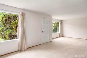 320 NE 185th St, Shoreline, WA 98155 - Photo 9