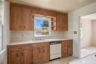 320 NE 185th St, Shoreline, WA 98155 - Photo 7