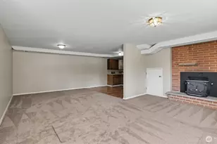 2200 NE 24th St, Renton, WA 98056 - Photo 23