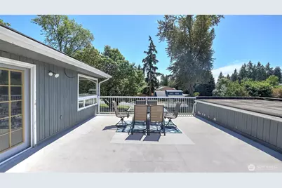 2200 NE 24th Street, Renton, WA 98056 - Photo 27