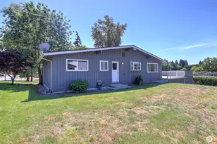 2200 NE 24th St, Renton, WA 98056 - Photo 31