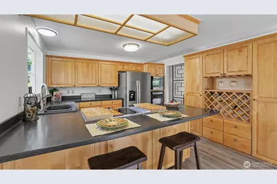 2200 NE 24th Street, Renton, WA 98056 - Photo 5