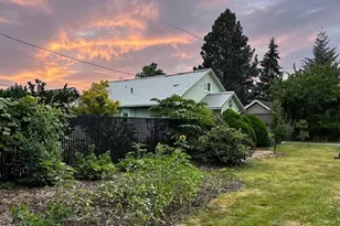 505 Waldron St, Sedro Woolley, WA 98284 - Photo 3
