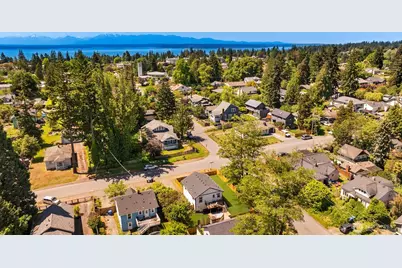 11558 Fremont Avenue N #A, Seattle, WA 98133 - Photo 21
