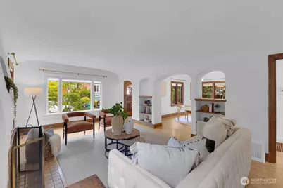 1955 21st Avenue E, Seattle, WA 98112 - Photo 7