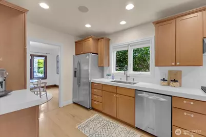1955 21st Avenue E, Seattle, WA 98112 - Photo 13