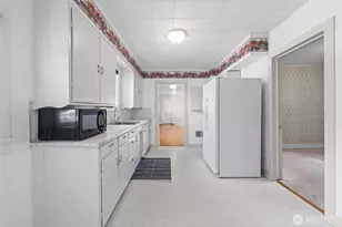 706 3rd St SW, Puyallup, WA 98371 - Photo 15