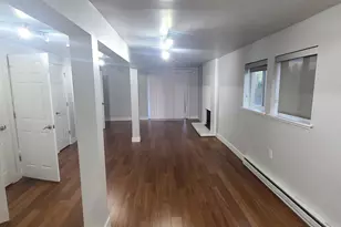 8011 12th Ave NE, Seattle, WA 98115 - Photo 5
