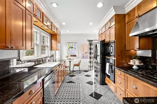 114 Queen Anne Dr, Seattle, WA 98109 - Photo 11
