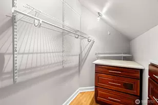 114 Queen Anne Dr, Seattle, WA 98109 - Photo 25