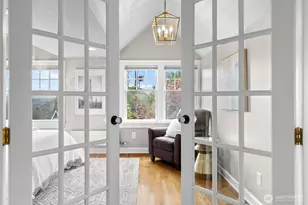 114 Queen Anne Dr, Seattle, WA 98109 - Photo 21