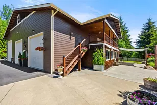 5924 139th Trail SW, Rochester, WA 98579 - Photo 3