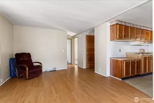 225 NE Ernst St, Oak Harbor, WA 98277 - Photo 13